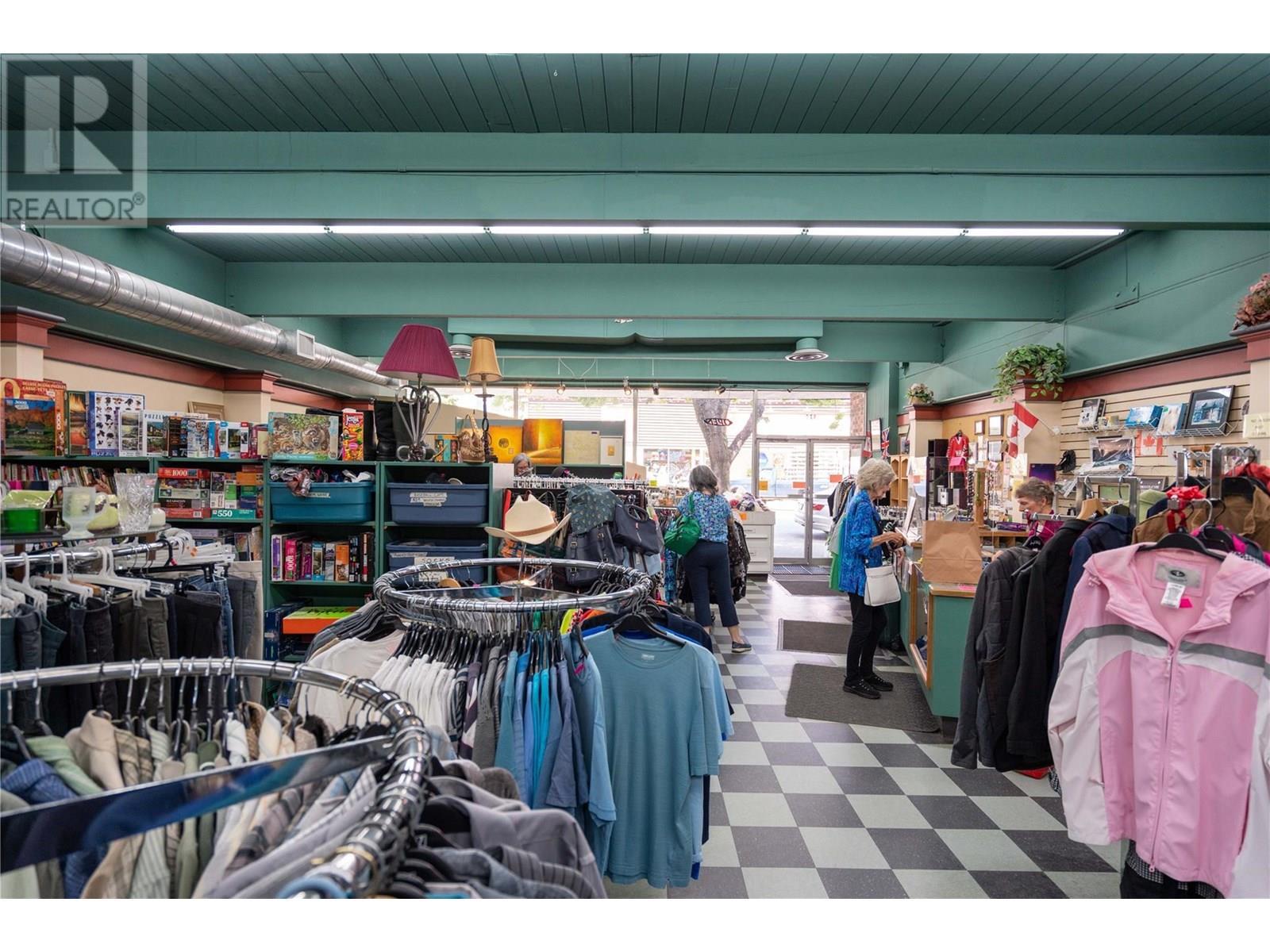 












696 Baker Street

,
Nelson,




British Columbia
V1L4H6

