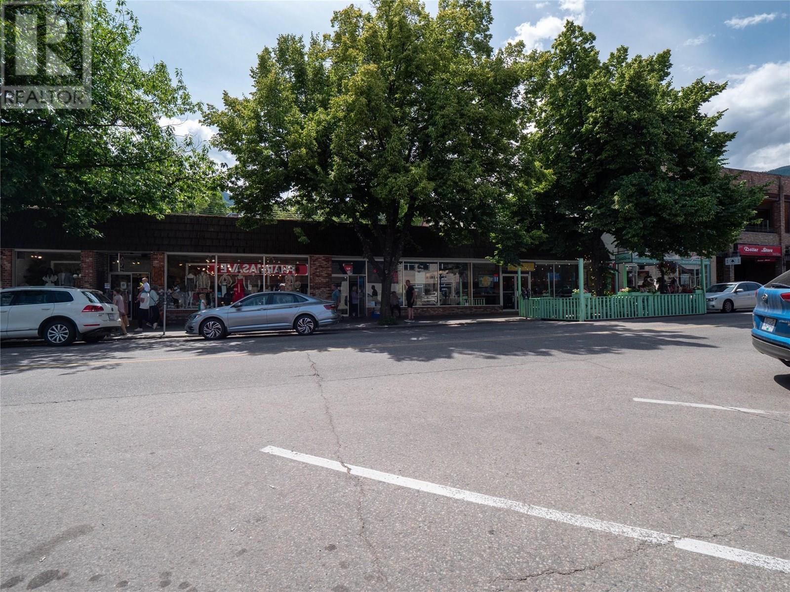 












696 Baker Street

,
Nelson,




British Columbia
V1L4H6

