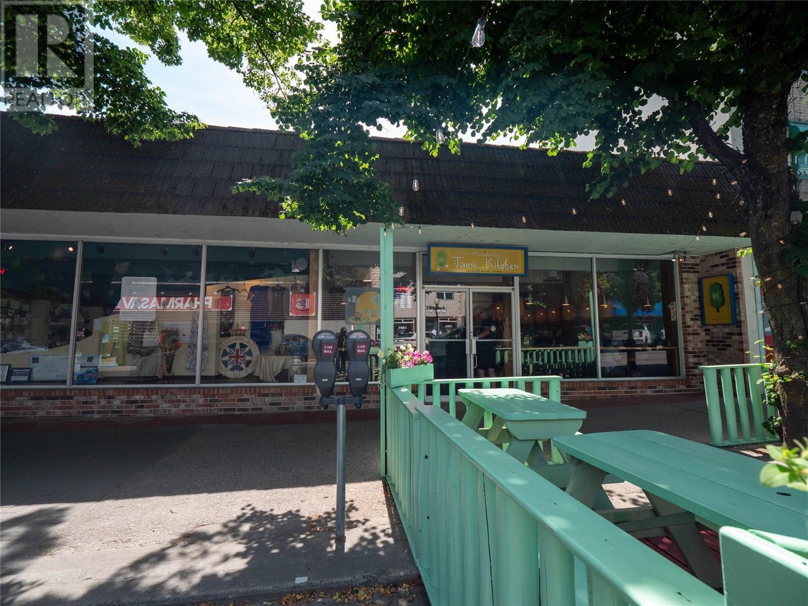 












696 Baker Street

,
Nelson,




British Columbia
V1L4H6

