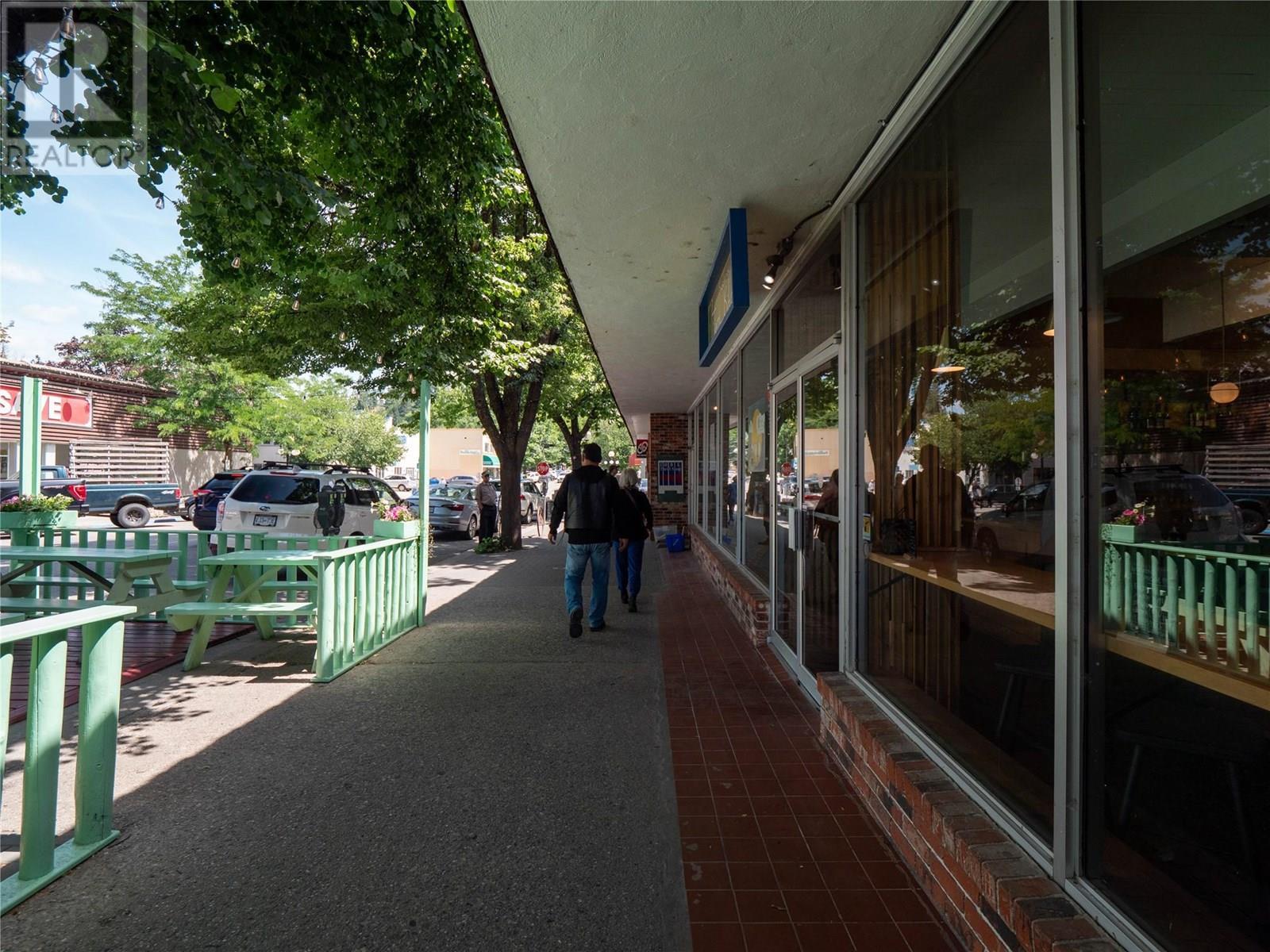 












696 Baker Street

,
Nelson,




British Columbia
V1L4H6


