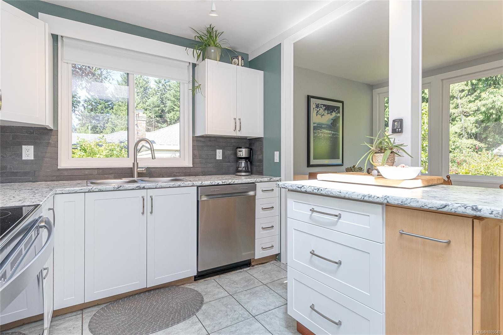 









955


Ballenas

Rd,
Parksville,




BC
V9P 1T4

