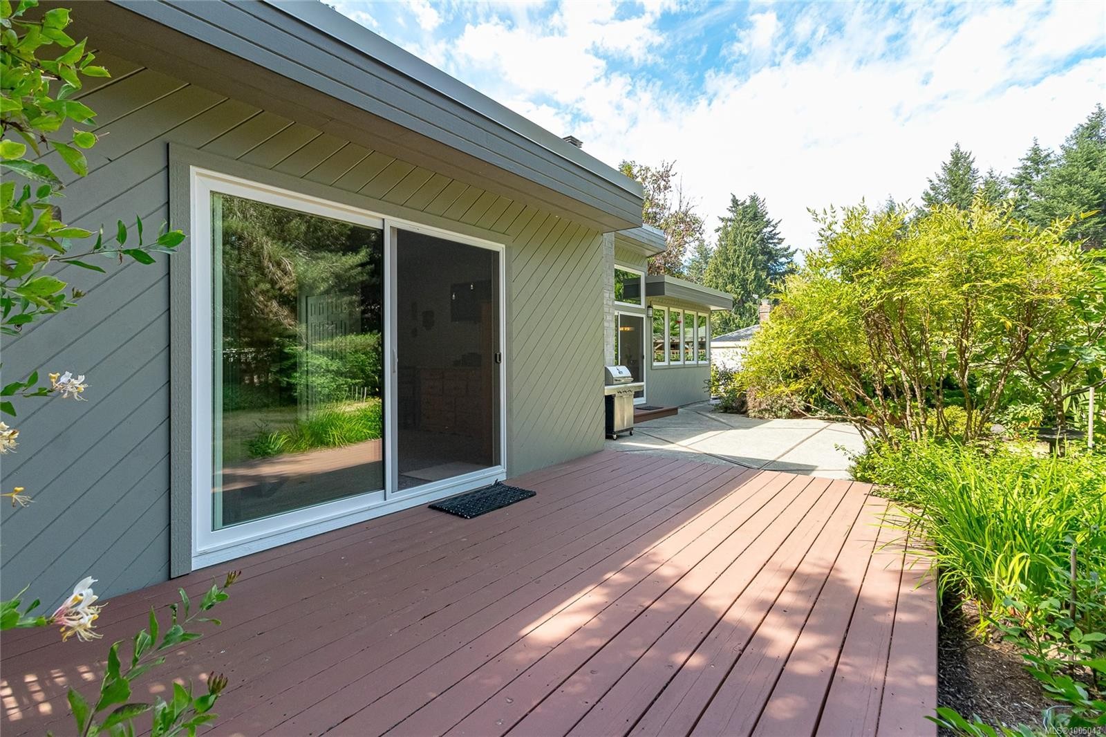 









955


Ballenas

Rd,
Parksville,




BC
V9P 1T4


