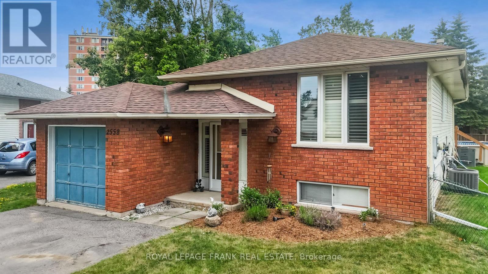 












2558 FOXMEADOW ROAD

,
Peterborough East (South),




Ontario
K9L1X2


