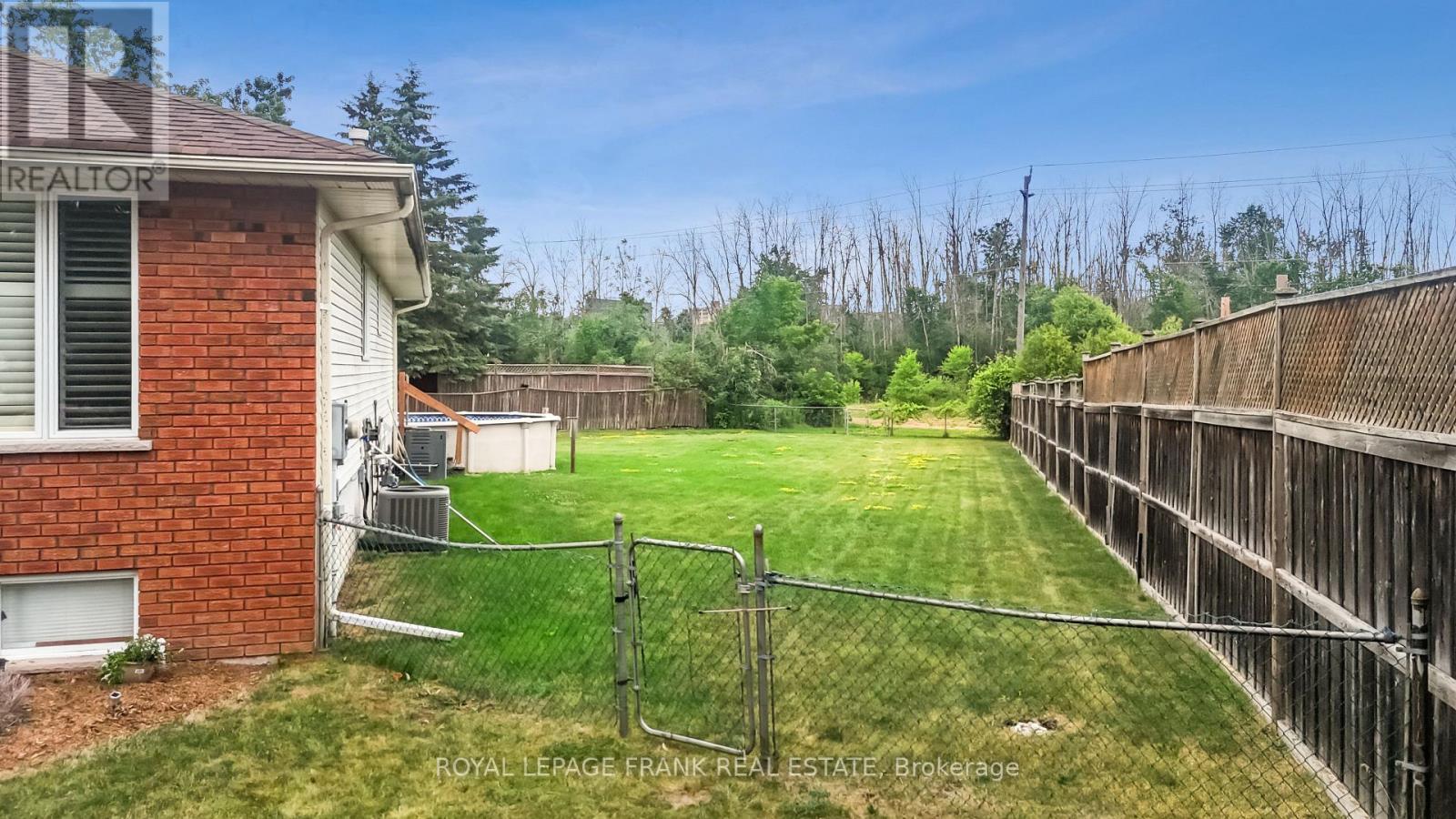 












2558 FOXMEADOW ROAD

,
Peterborough East (South),




Ontario
K9L1X2

