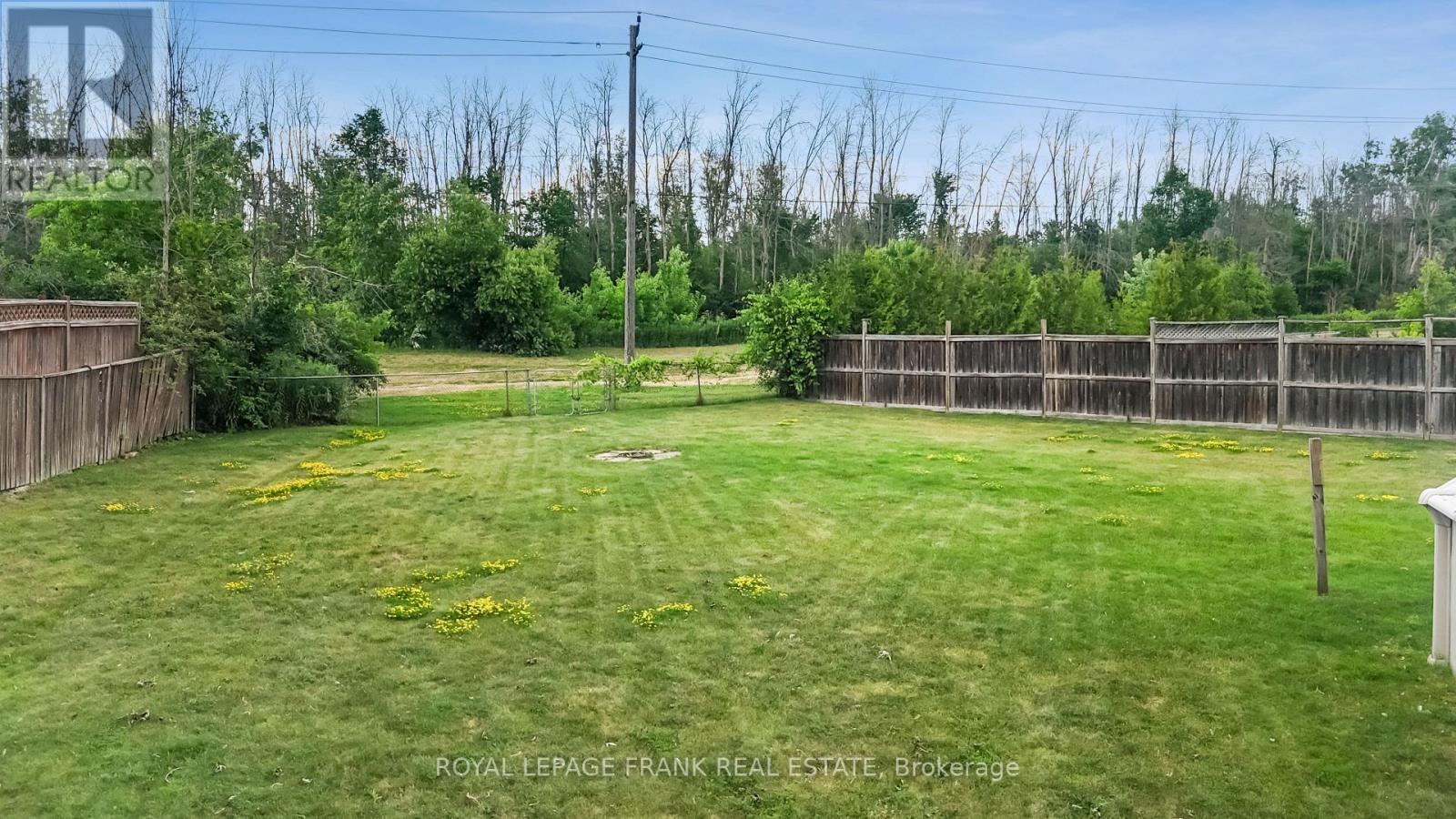 












2558 FOXMEADOW ROAD

,
Peterborough East (South),




Ontario
K9L1X2

