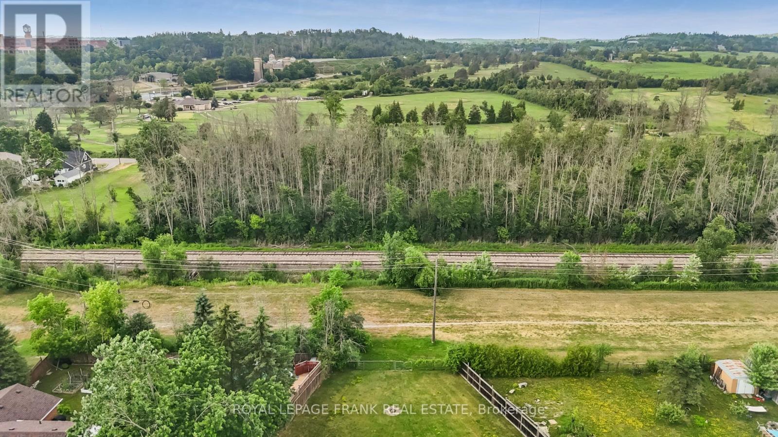 












2558 FOXMEADOW ROAD

,
Peterborough East (South),




Ontario
K9L1X2

