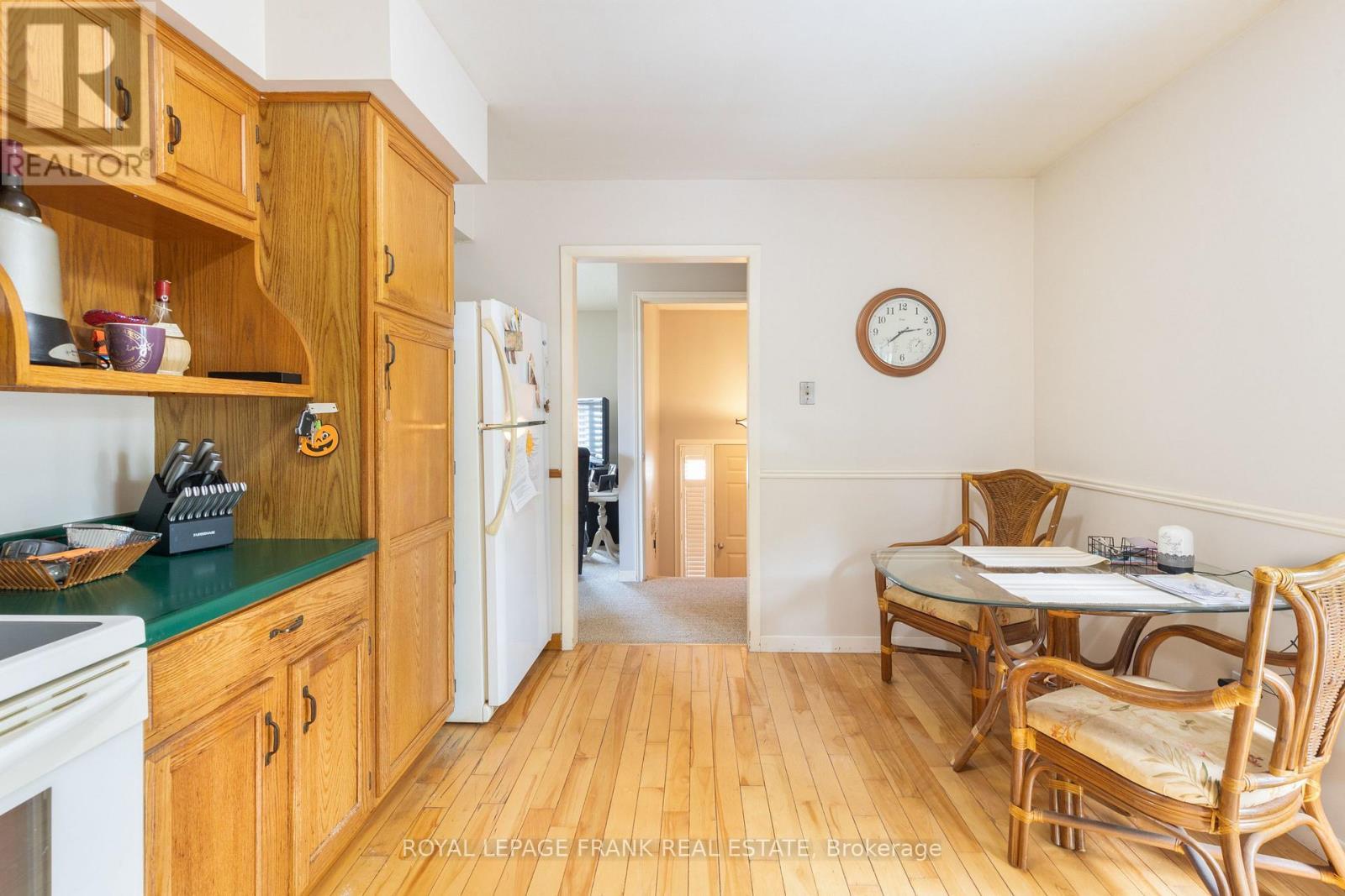












2558 FOXMEADOW ROAD

,
Peterborough East (South),




Ontario
K9L1X2

