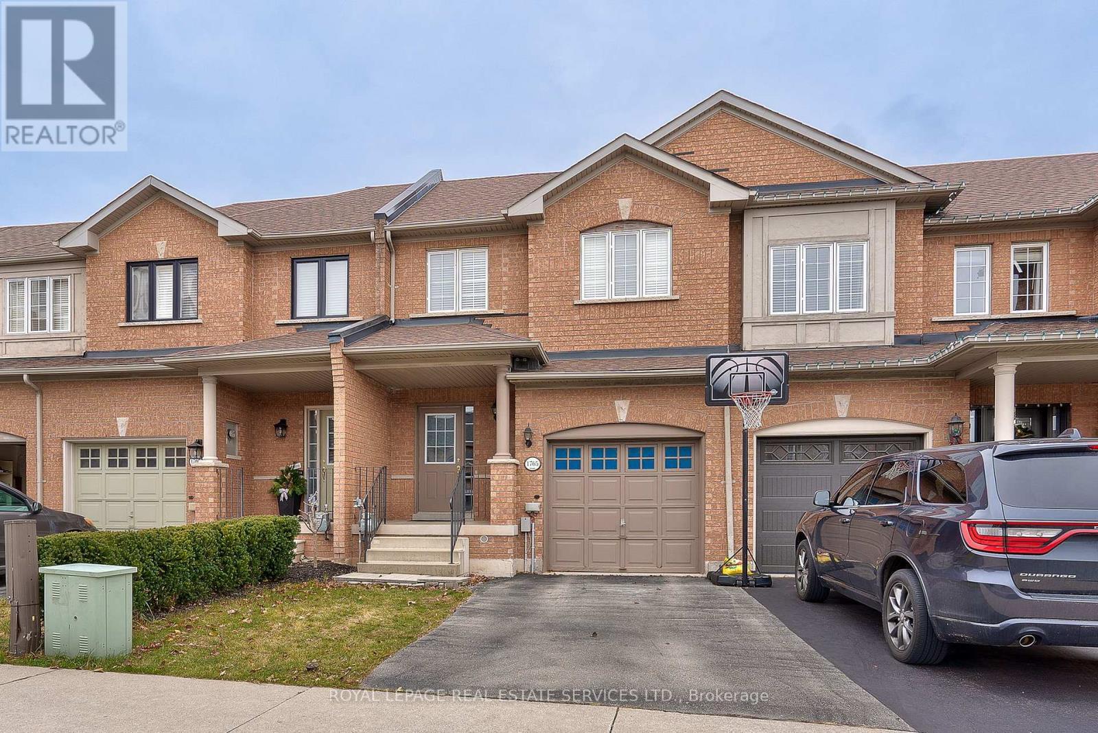 












1765 COBRA CRESCENT

,
Burlington,




Ontario
L7L7L6

