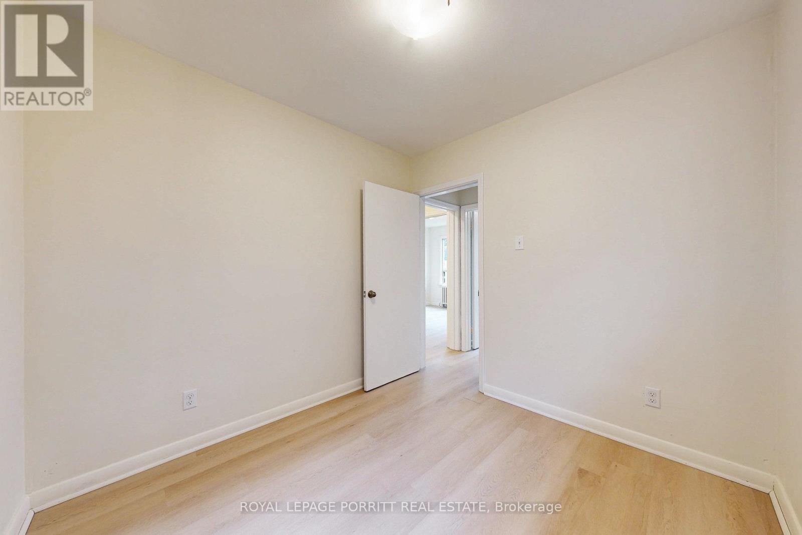 












126 A SIXTEENTH STREET

,
Toronto,




Ontario
M8V3K1

