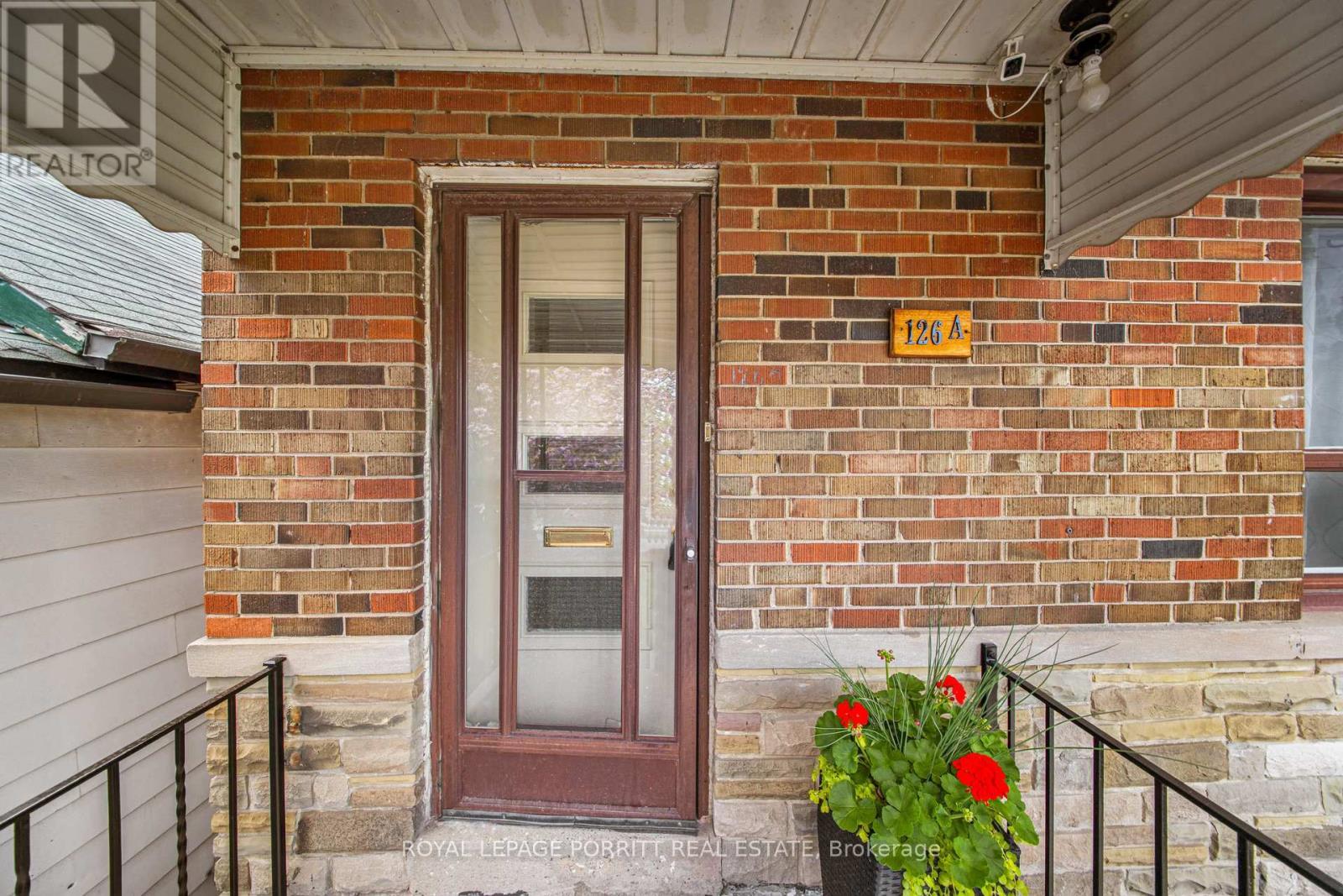 












126 A SIXTEENTH STREET

,
Toronto,




Ontario
M8V3K1

