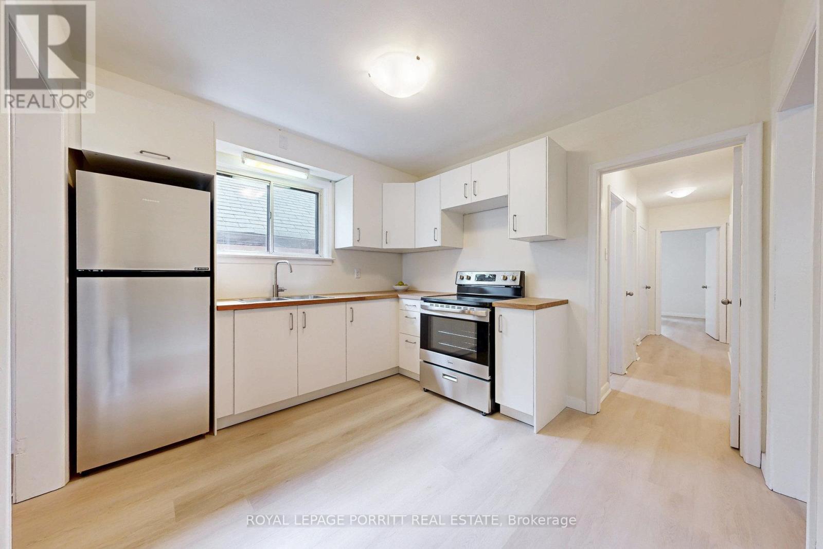 












126 A SIXTEENTH STREET

,
Toronto,




Ontario
M8V3K1

