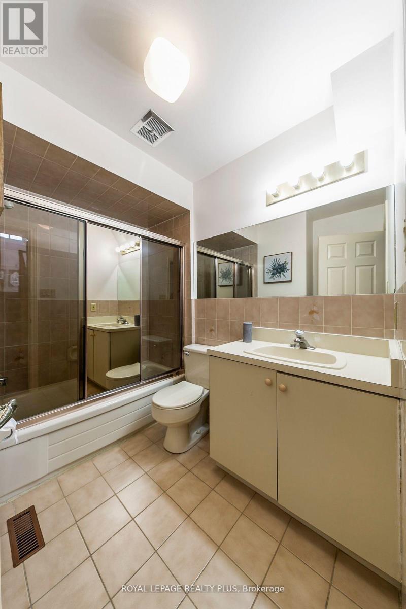 












4143 TAPESTRY TRAIL

,
Mississauga,




Ontario
L4W4E4


