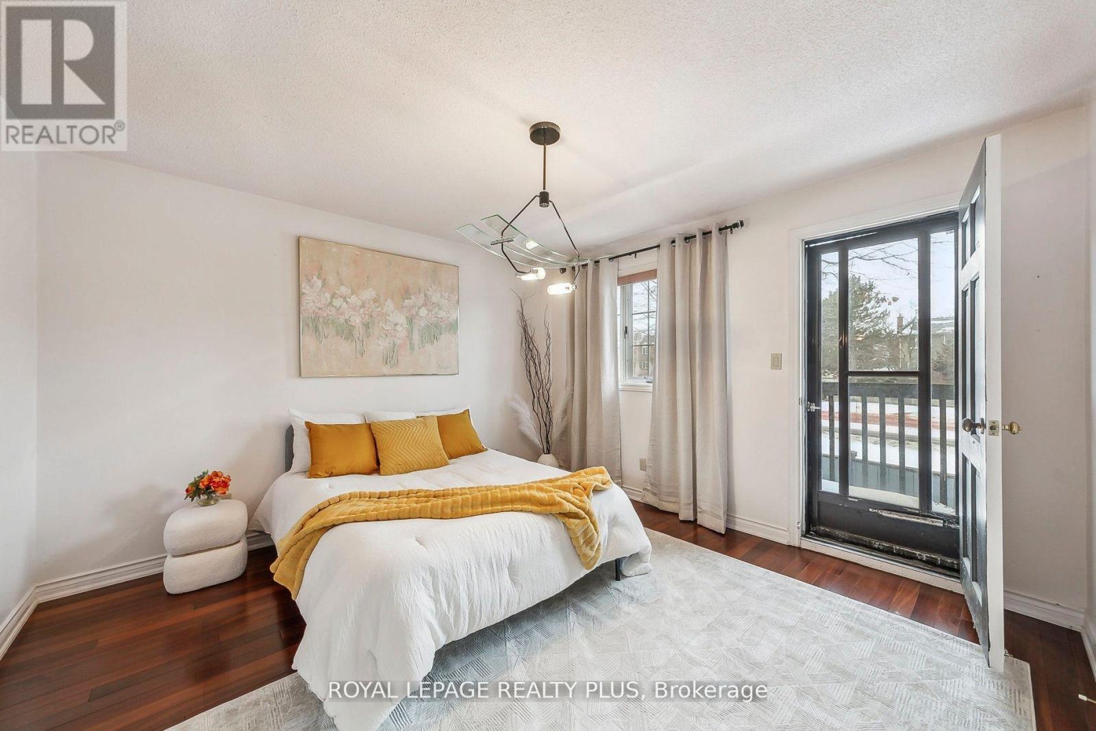 












4143 TAPESTRY TRAIL

,
Mississauga,




Ontario
L4W4E4

