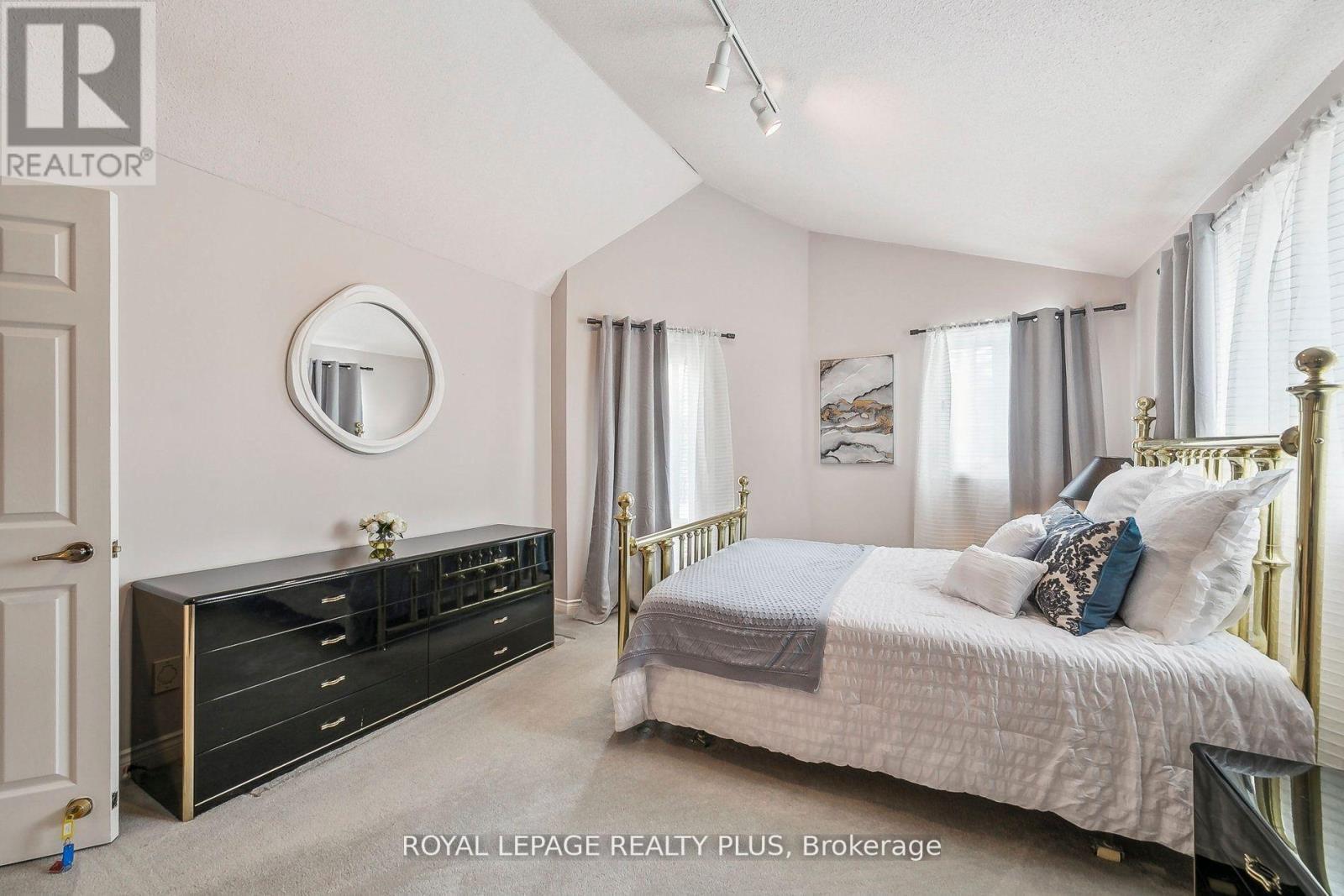 












4143 TAPESTRY TRAIL

,
Mississauga,




Ontario
L4W4E4

