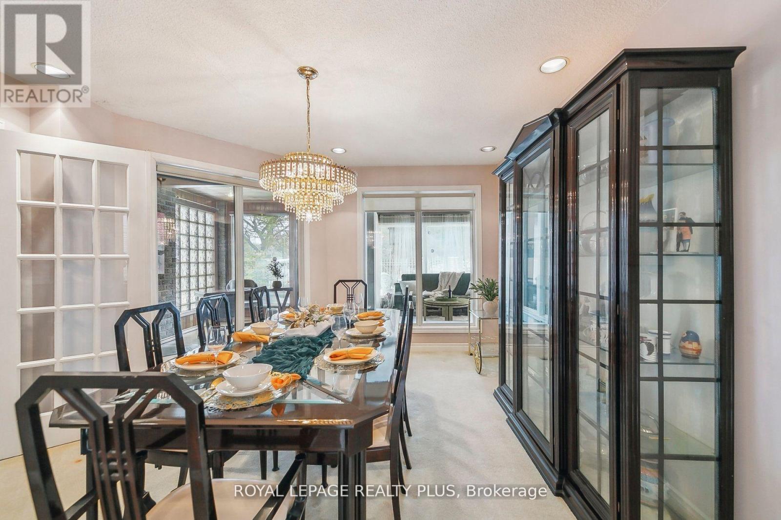 












4143 TAPESTRY TRAIL

,
Mississauga,




Ontario
L4W4E4

