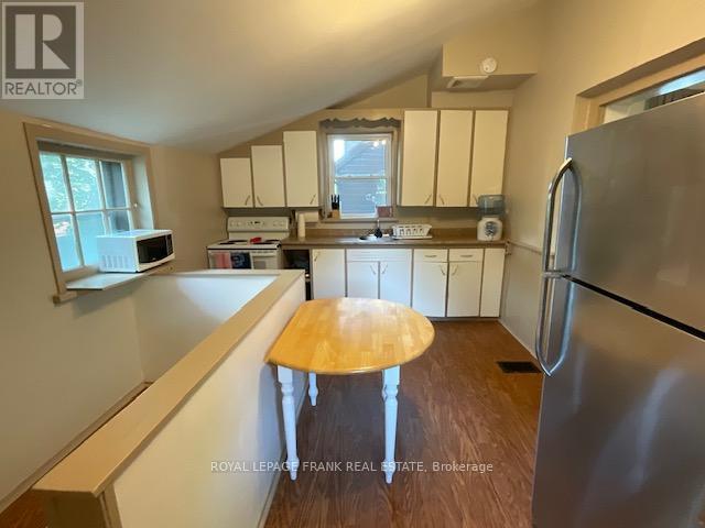 












168 RUBIDGE STREET

,
Peterborough Central (South),




Ontario
K9J3N7


