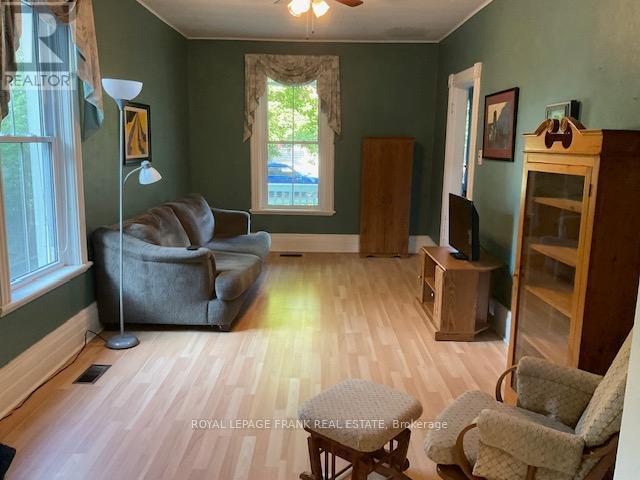 












168 RUBIDGE STREET

,
Peterborough Central (South),




Ontario
K9J3N7

