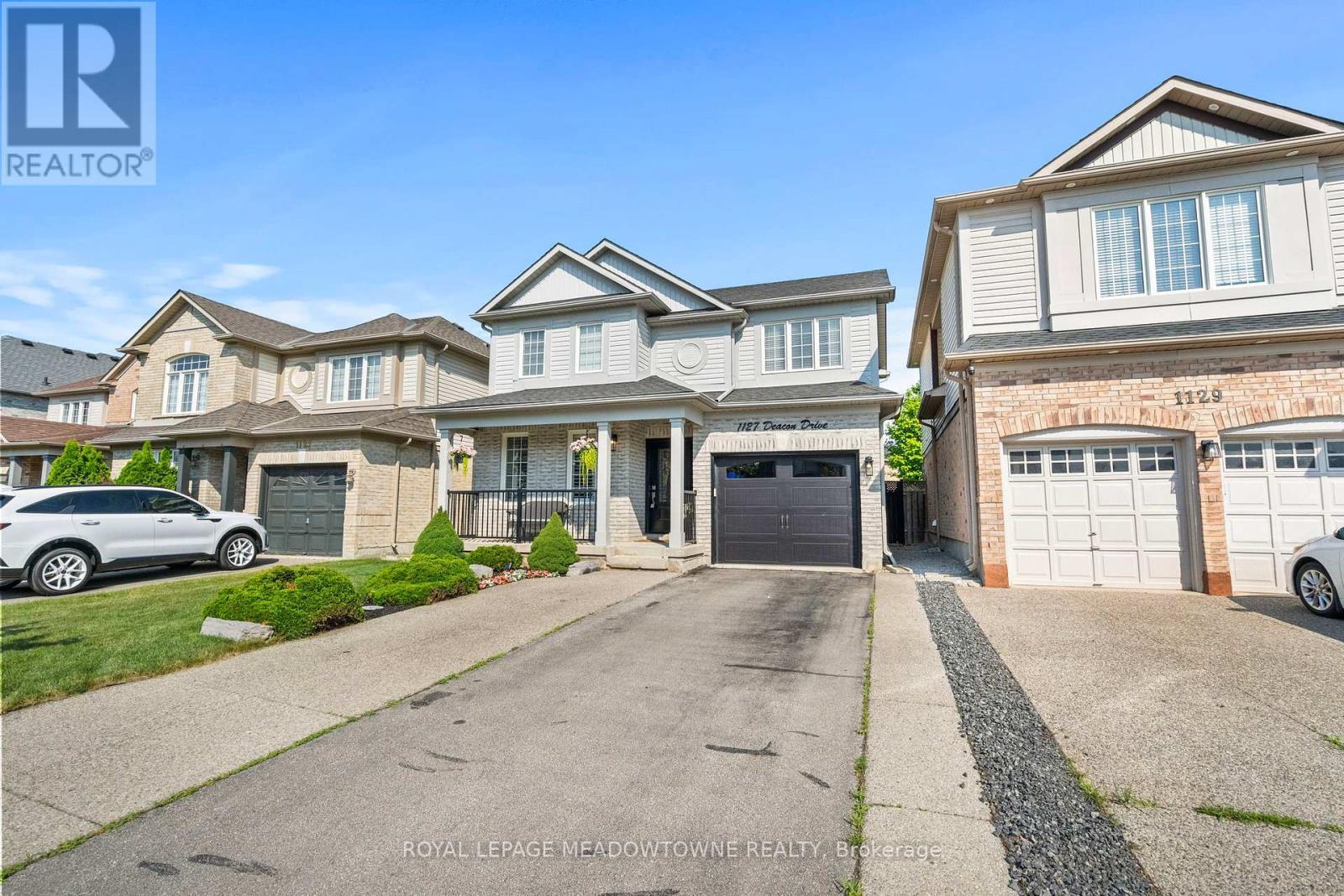 












1127 DEACON DRIVE

,
Milton,




Ontario
L9T5T1

