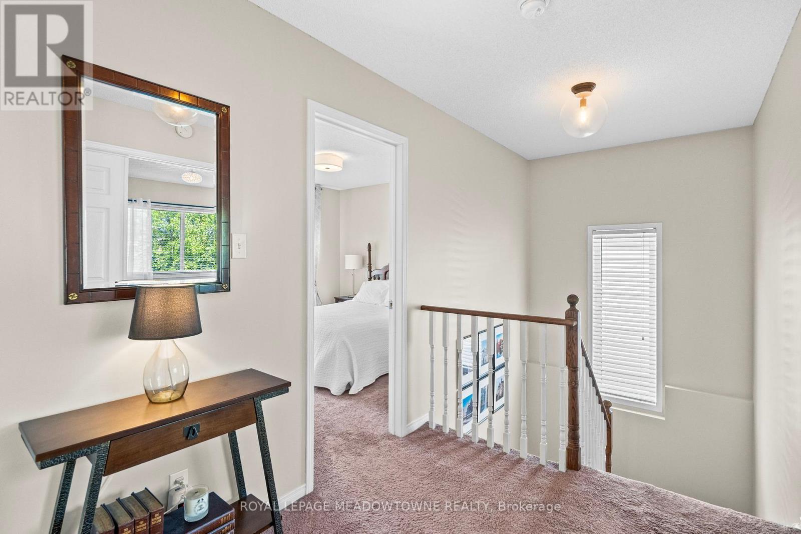 












1127 DEACON DRIVE

,
Milton,




Ontario
L9T5T1

