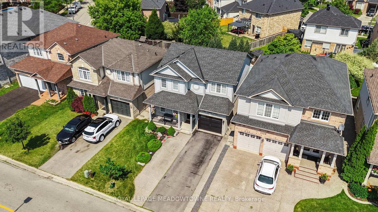 












1127 DEACON DRIVE

,
Milton,




Ontario
L9T5T1

