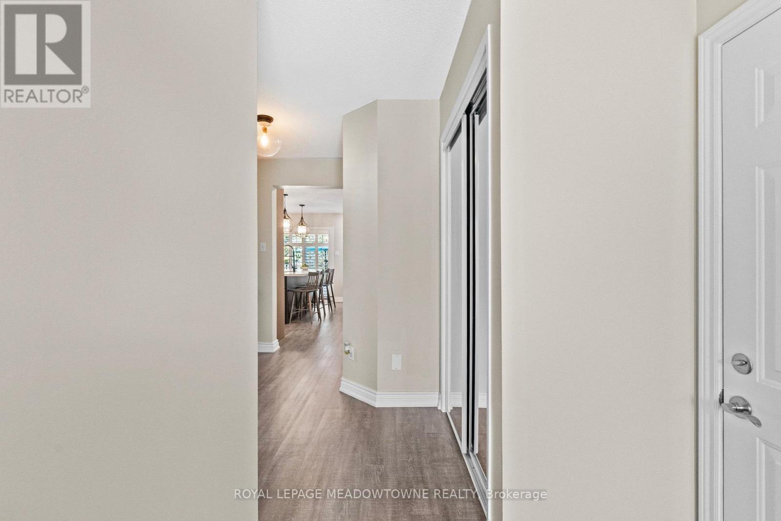 












1127 DEACON DRIVE

,
Milton,




Ontario
L9T5T1


