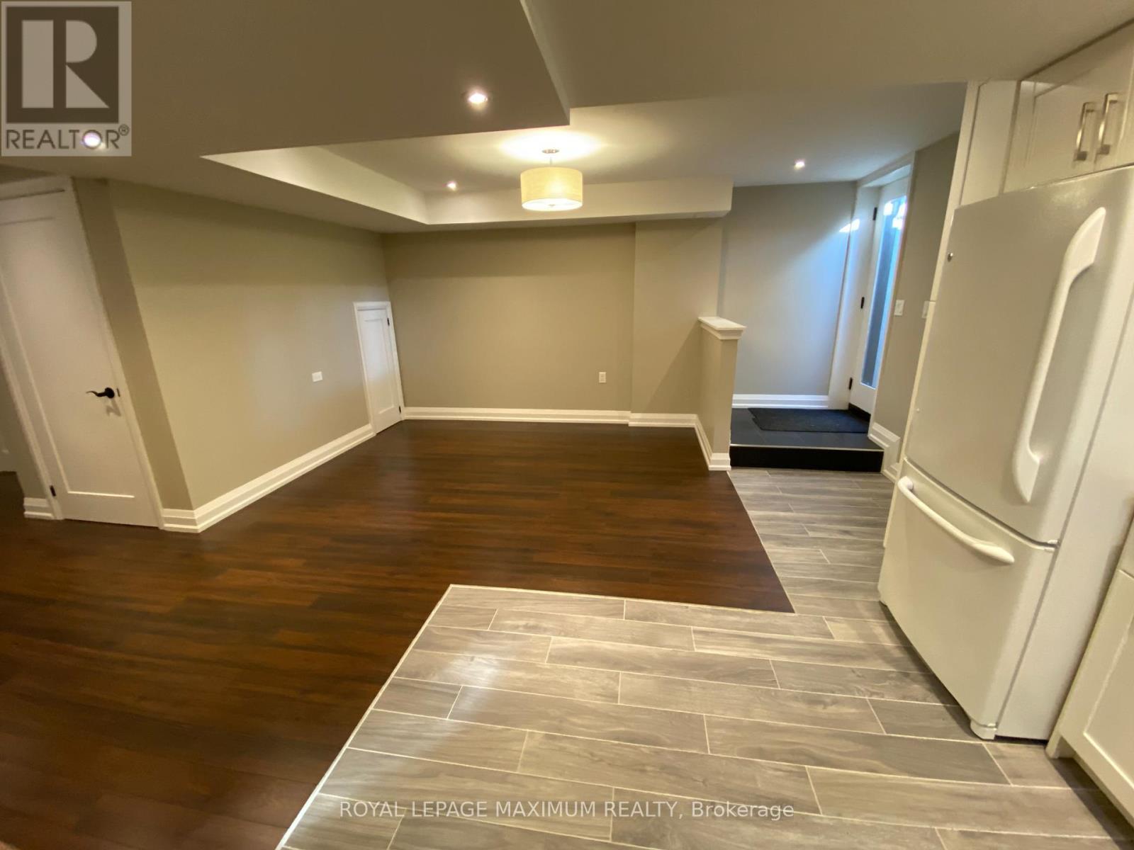 












BASEMENT - 84 ENFIELD AVENUE

,
Toronto,




Ontario
M8W1T9

