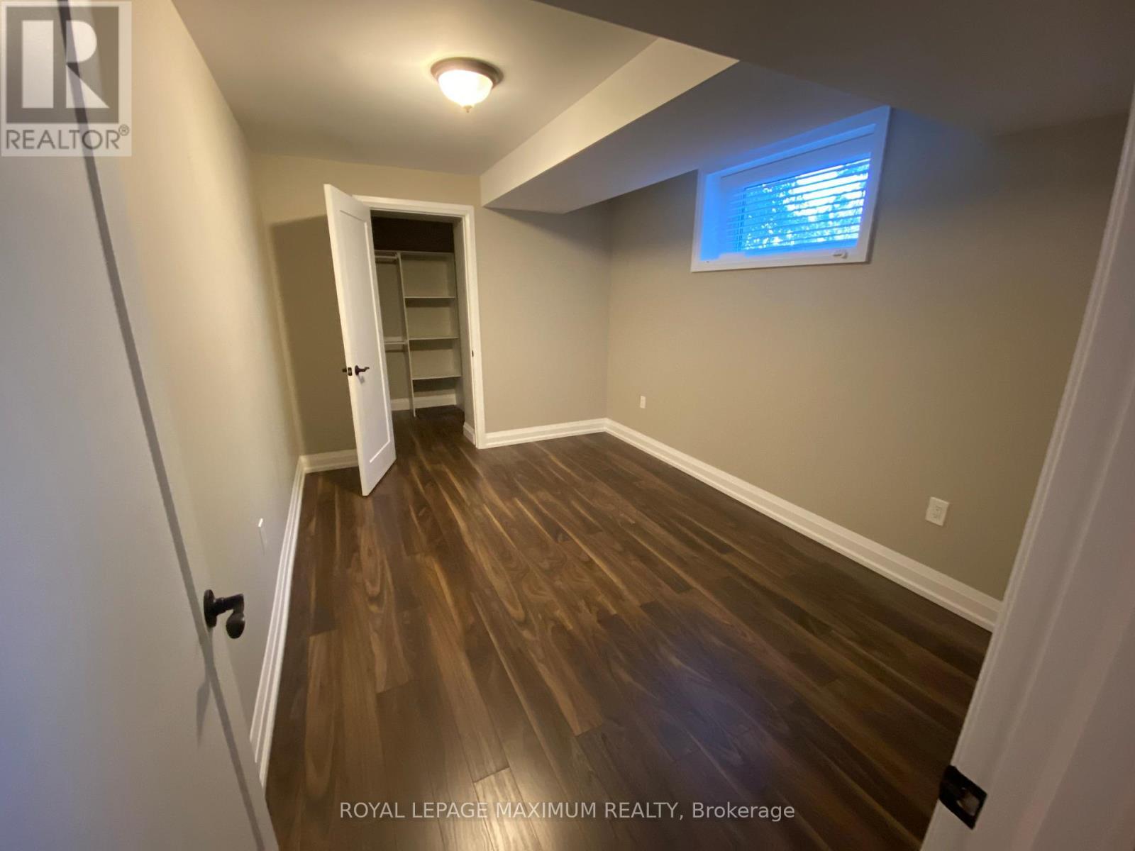












BASEMENT - 84 ENFIELD AVENUE

,
Toronto,




Ontario
M8W1T9

