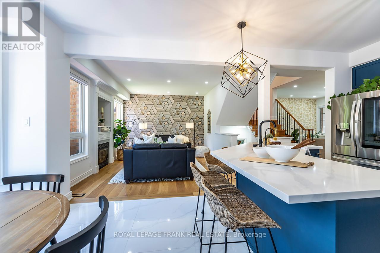 












1533 CLEARBROOK DRIVE

,
Oshawa (Taunton),




Ontario
L1K2P6

