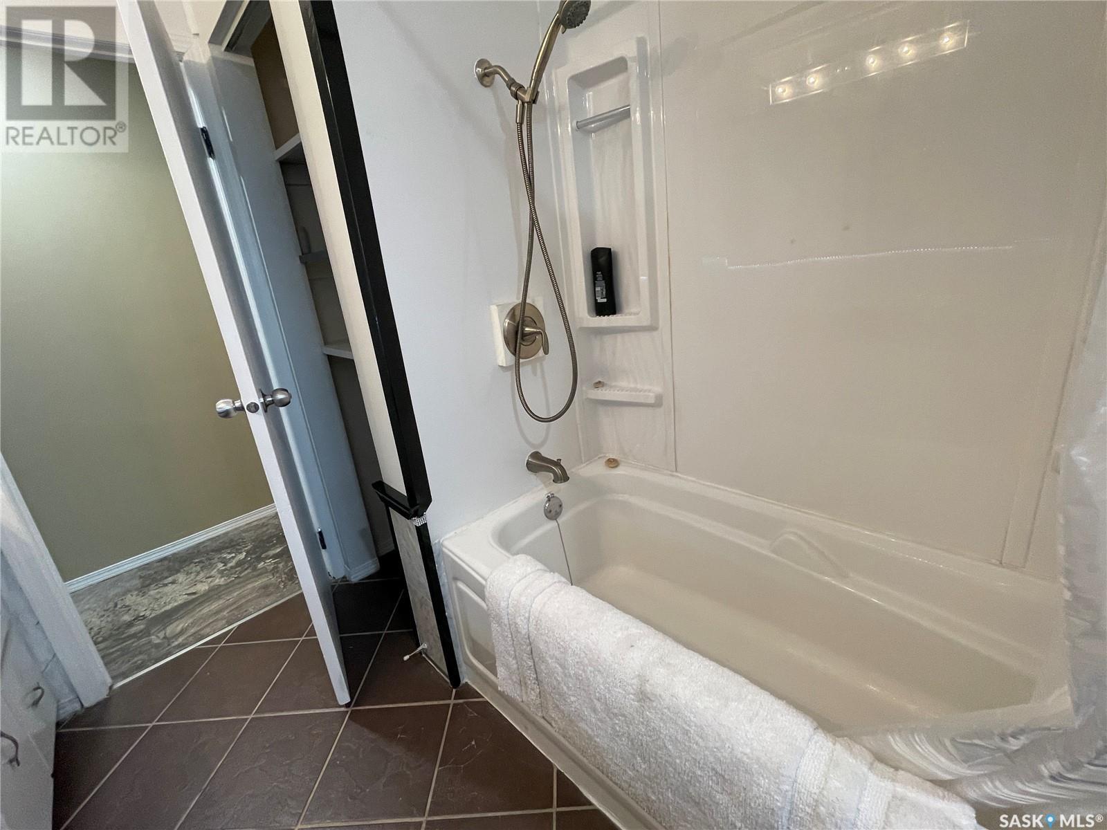 












304 5th AVENUE W

,
Coleville,




Saskatchewan
S0L0K0

