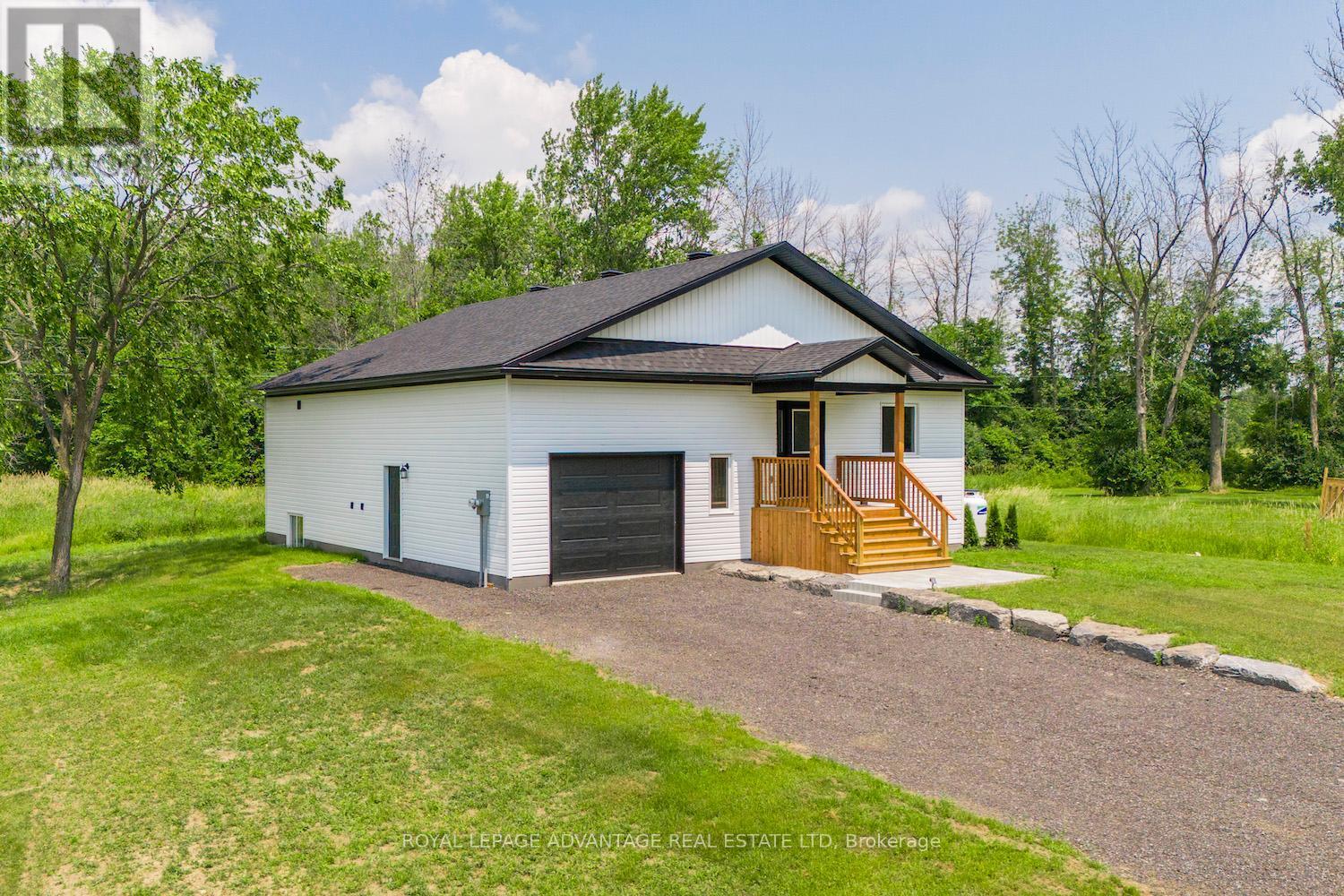 












1146 RIDEAU RIVER ROAD

,
Montague,




Ontario
K0G1N0

