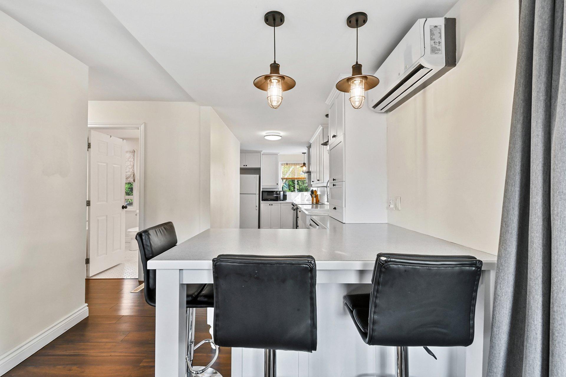 









17642


Rue Gravel

,
Mirabel,




QC
J7J1J4


