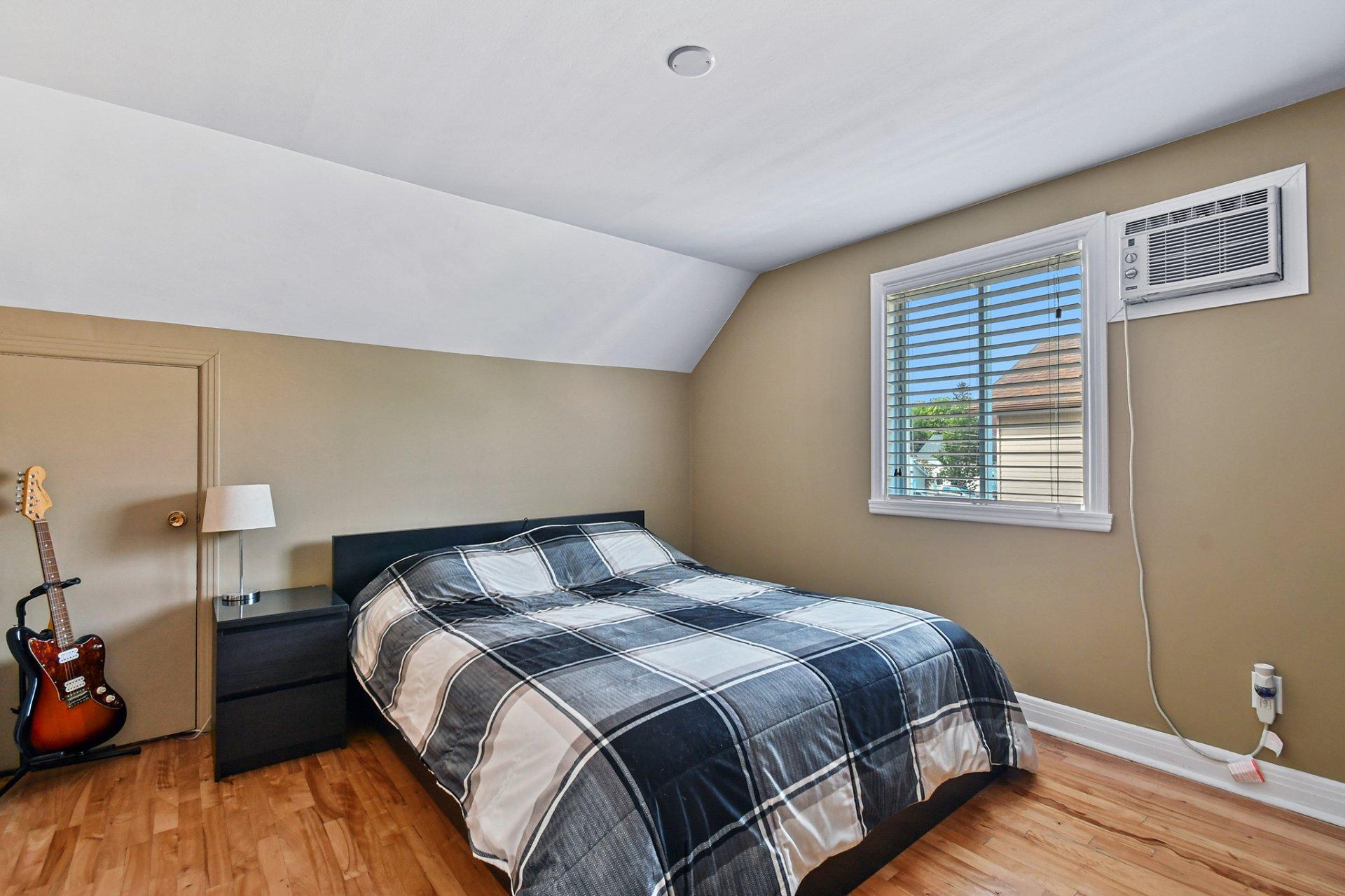 









17642


Rue Gravel

,
Mirabel,




QC
J7J1J4

