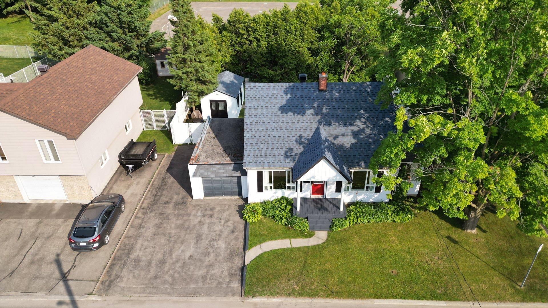 









17642


Rue Gravel

,
Mirabel,




QC
J7J1J4

