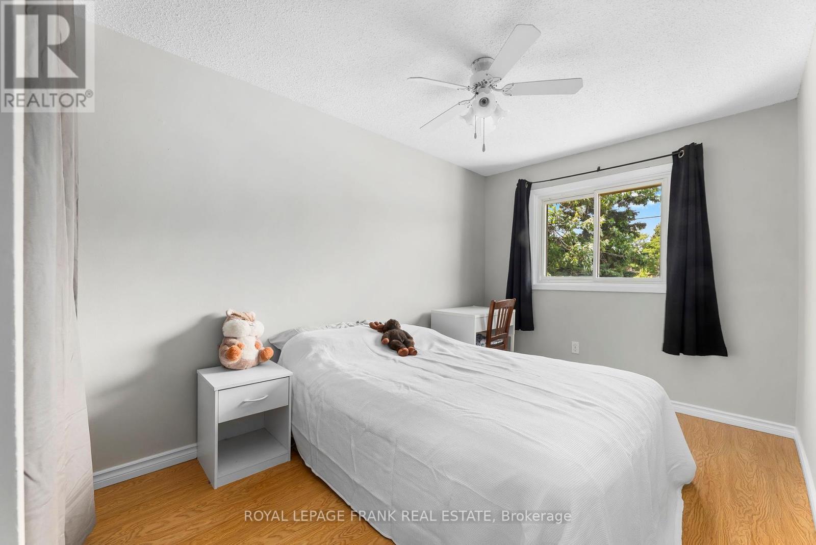 












32 - 611 GALAHAD DRIVE

,
Oshawa (Eastdale),




Ontario
L1K1M1

