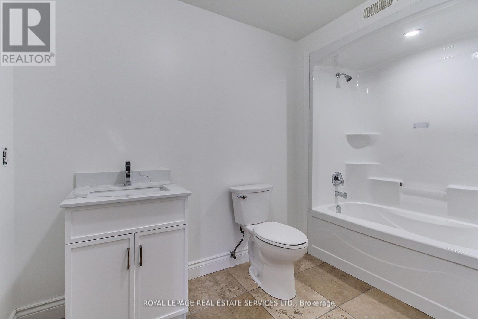 












395 BAY STREET

,
Brock,




Ontario
L0K1A0

