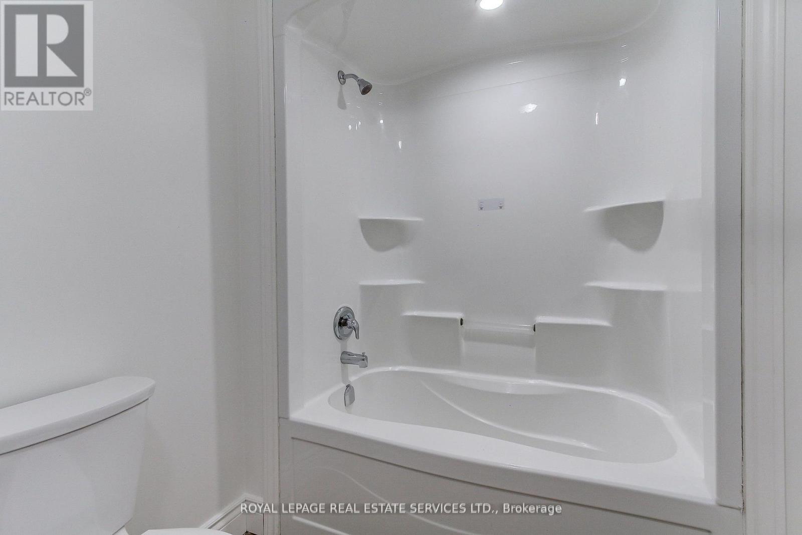 












395 BAY STREET

,
Brock,




Ontario
L0K1A0

