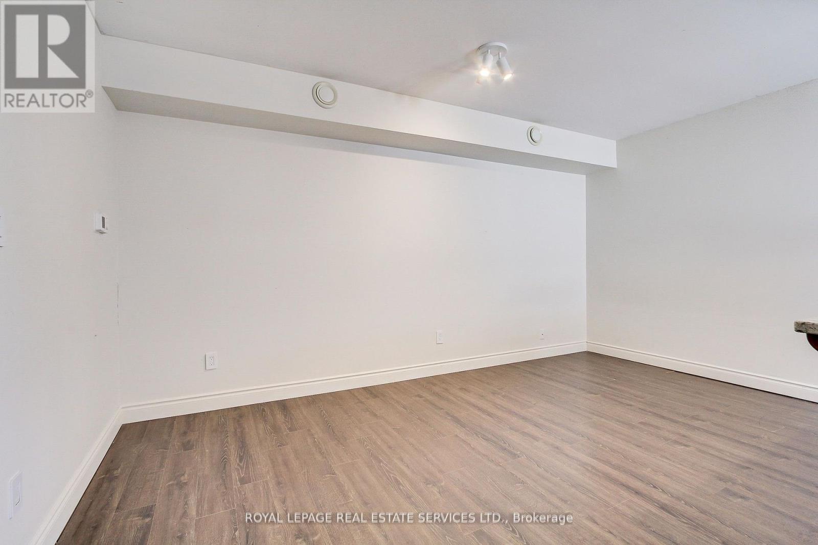 












395 BAY STREET

,
Brock,




Ontario
L0K1A0

