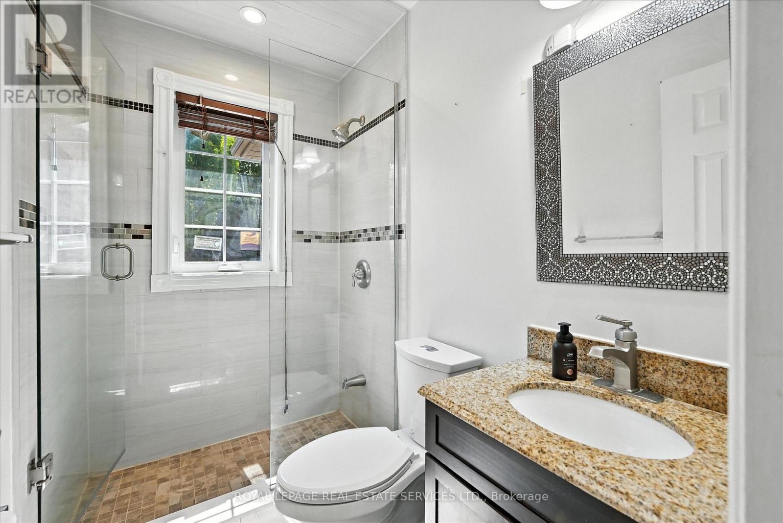 












448 MARLATT DRIVE

,
Oakville,




Ontario
L6H5X4

