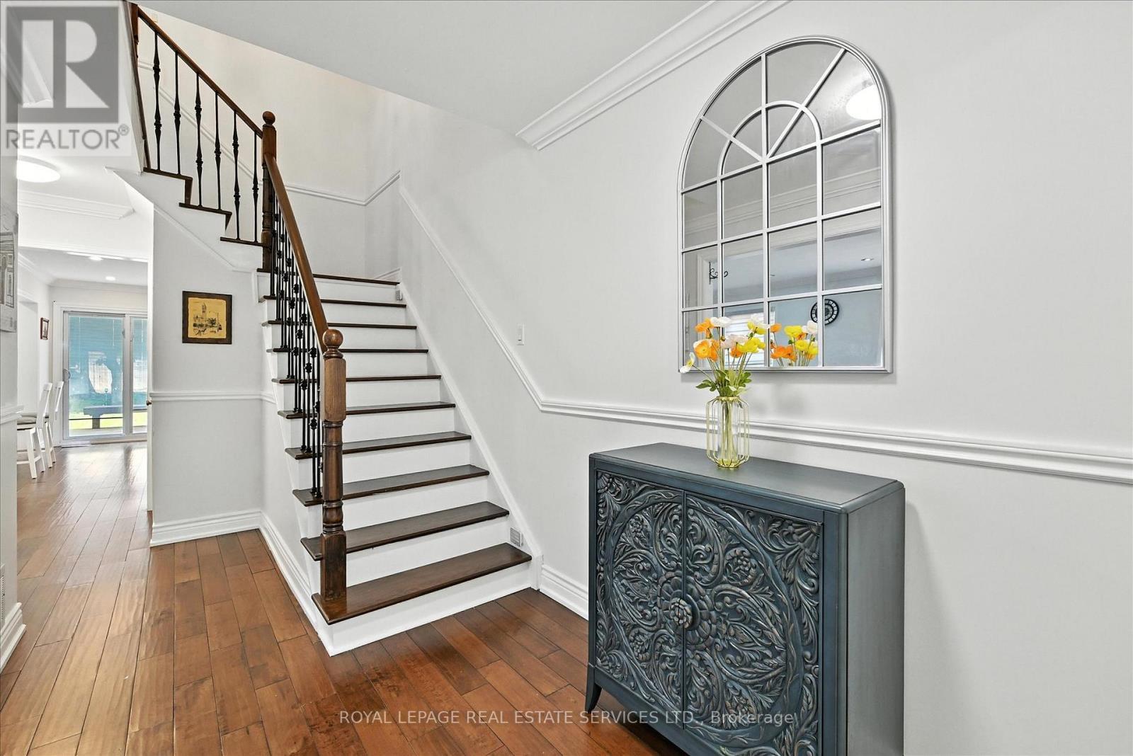 












448 MARLATT DRIVE

,
Oakville,




Ontario
L6H5X4

