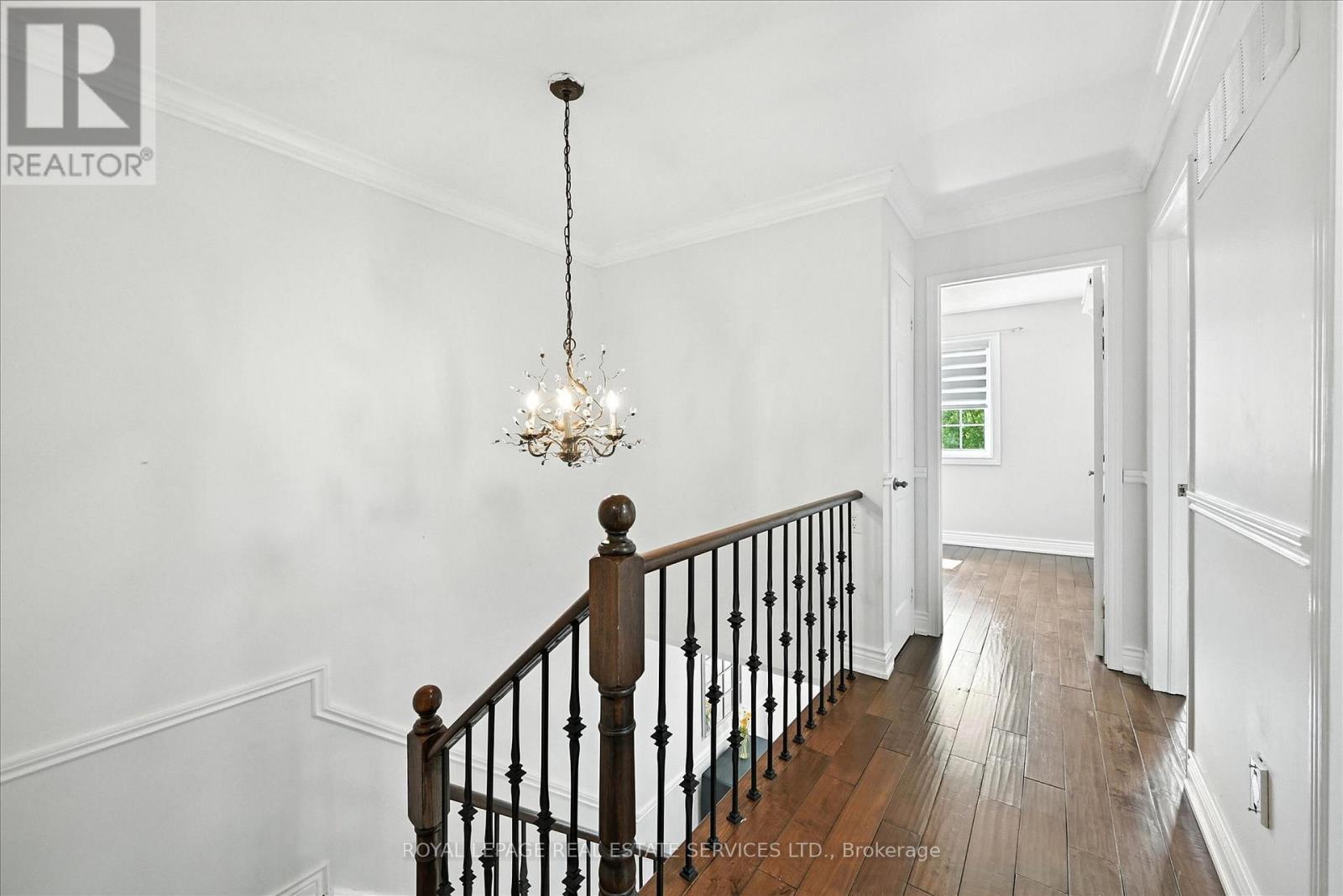 












448 MARLATT DRIVE

,
Oakville,




Ontario
L6H5X4

