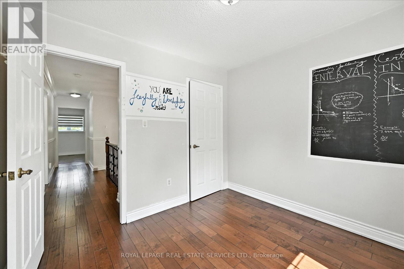 












448 MARLATT DRIVE

,
Oakville,




Ontario
L6H5X4


