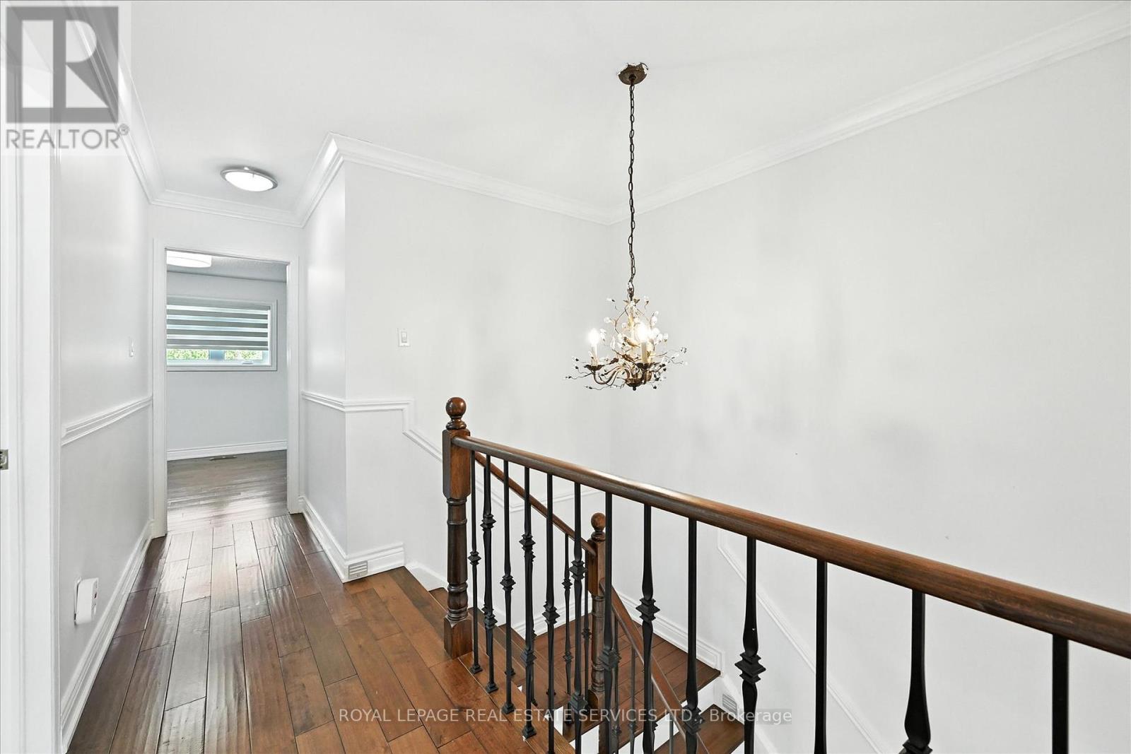 












448 MARLATT DRIVE

,
Oakville,




Ontario
L6H5X4

