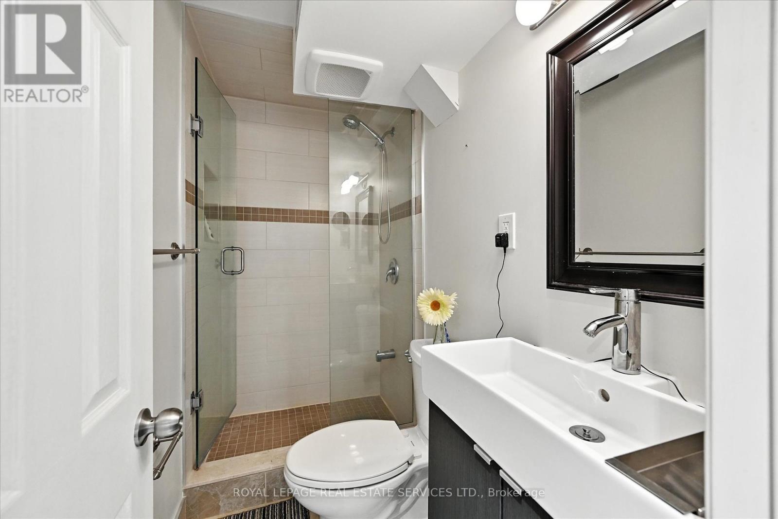 












448 MARLATT DRIVE

,
Oakville,




Ontario
L6H5X4

