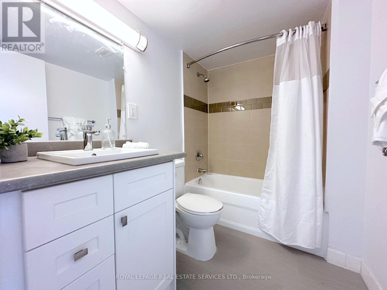 












1207 - 15 BROOKBANKS DRIVE

,
Toronto,




Ontario
M3A2S9

