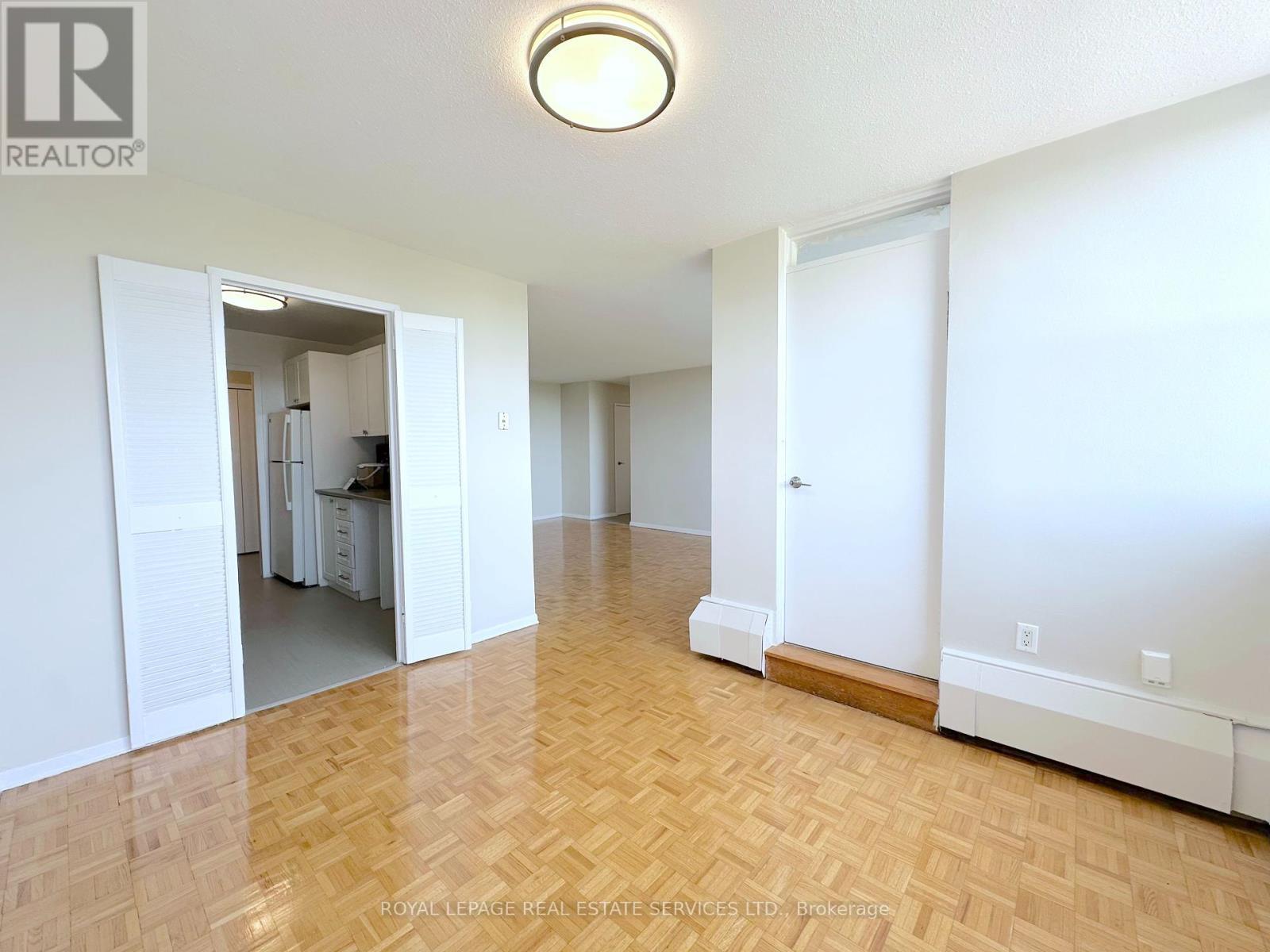 












1207 - 15 BROOKBANKS DRIVE

,
Toronto,




Ontario
M3A2S9


