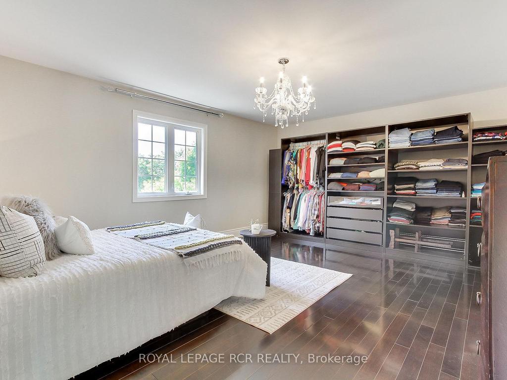 









646


Brooker

Ridge,
Newmarket,




ON
L3X 1V7

