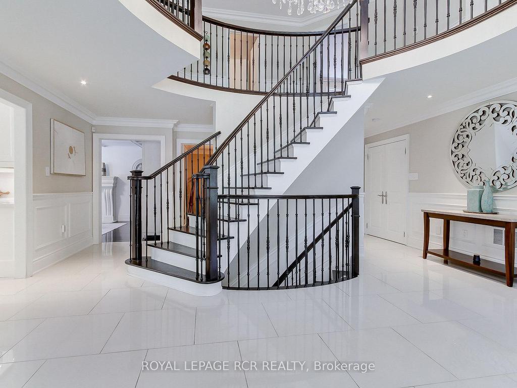 









646


Brooker

Ridge,
Newmarket,




ON
L3X 1V7

