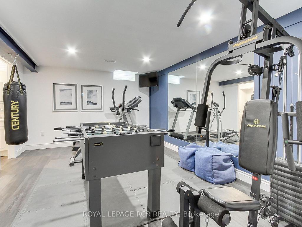 









646


Brooker

Ridge,
Newmarket,




ON
L3X 1V7

