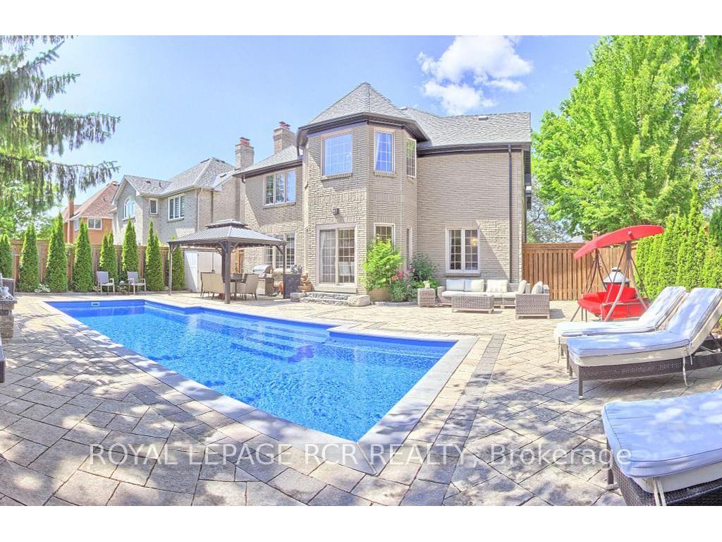 









646


Brooker

Ridge,
Newmarket,




ON
L3X 1V7

