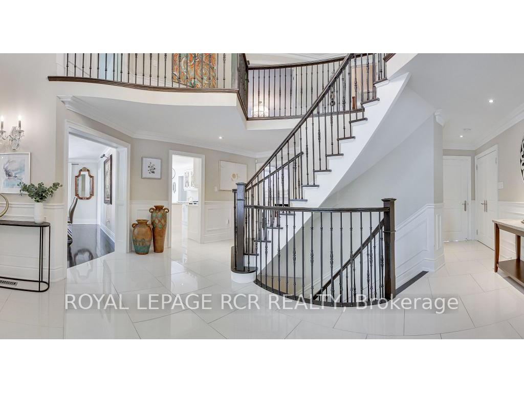 









646


Brooker

Ridge,
Newmarket,




ON
L3X 1V7

